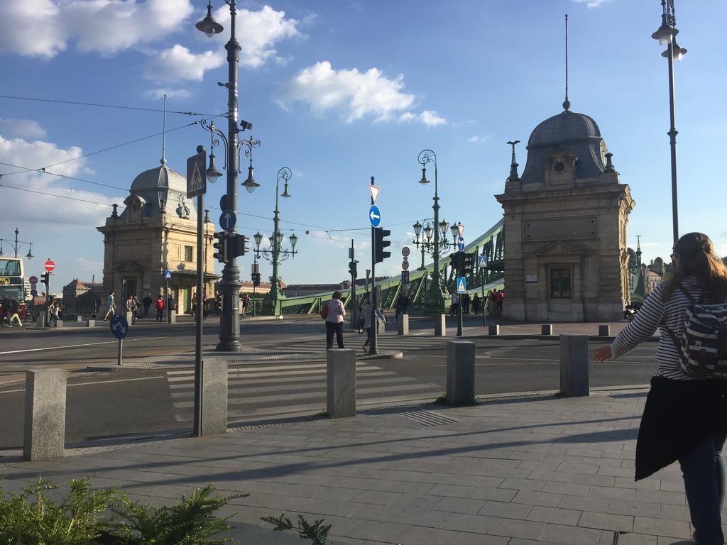 apartman Deisi Budapest Bagian luar foto