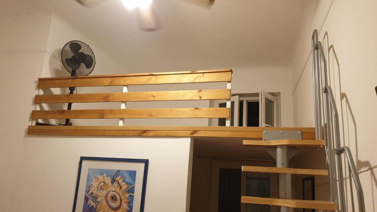 apartman Deisi Budapest Bagian luar foto